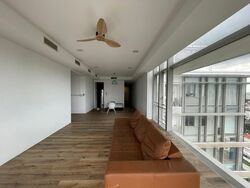 The Trumps (D14), Condominium #593611331